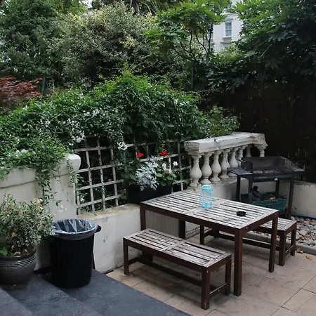 Onefam Notting Hill-2